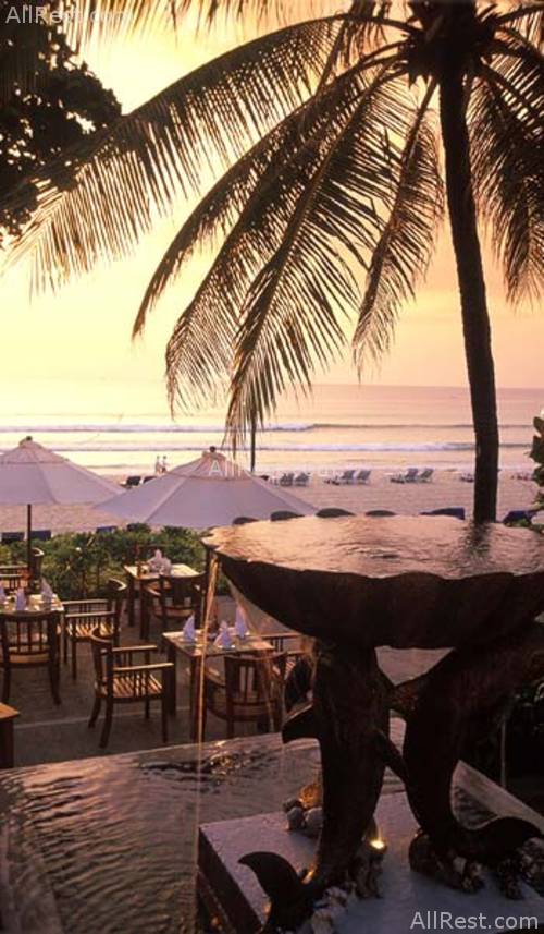 Kata Thani Beach Resort 39